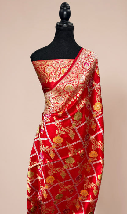 Ektara Red Pure Katan Silk Banarasi Handloom Saree - Silver and Gold Kadhiyal Jangla with Tested Zari