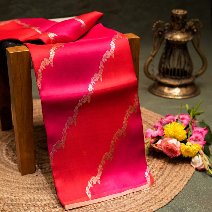 Rangkat Pure Kora Banarasi Handloom Saree - Hand Rangkat