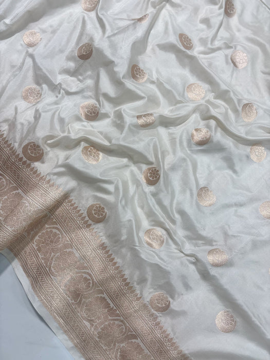 Karishma Kapoor Pure Katan Silk Banarasi Handloom Saree