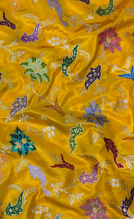 Yellow Ektara Pure Katan Silk Banarasi Handloom Saree - Kadhiyal Jangla with Tested Zari