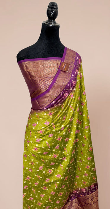 Hazel Green Pure Cotton Banarasi Handloom Saree - All over Embroidery