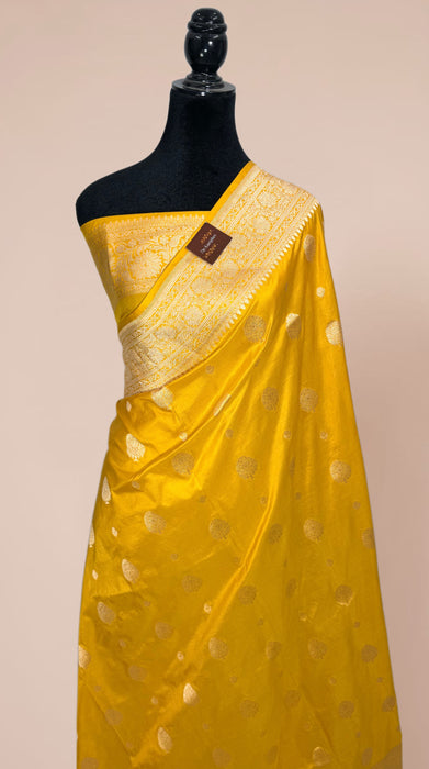 Yellow Pure Katan Silk Banarasi Handloom Saree - All over Motifs