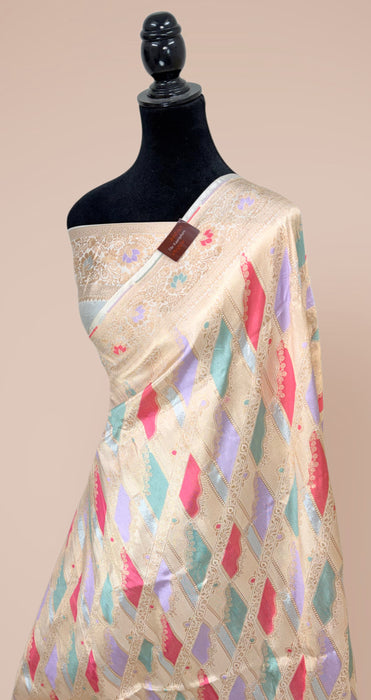 White Pure Katan Banarasi Handloom Saree - Rangkat
