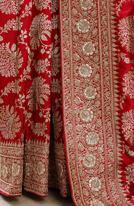 Red Pure Katan Banarasi Handloom Saree - Zardozi Dabka Work