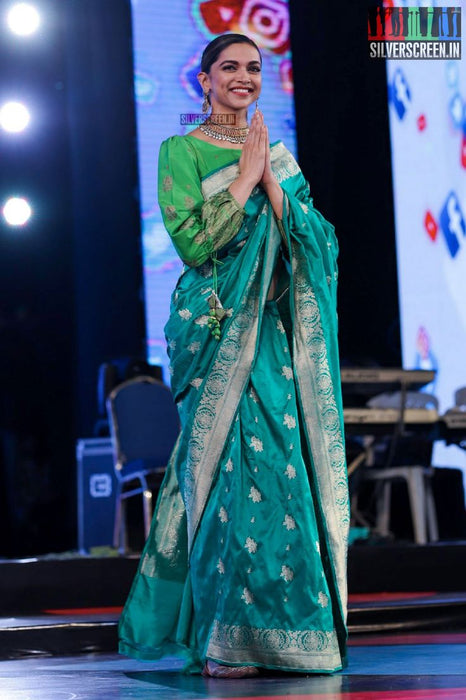Deepika Padukone Green Pure Katan Silk Banarasi Handloom Saree - Kadhwa Motifs