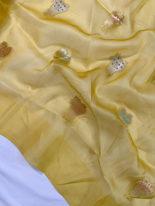 Yellow Pure Kora Banarasi Handloom Saree - Meenakari Motifs