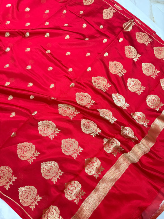 Red Pure Raw Mango Banarasi Handloom Saree - Designer Buta