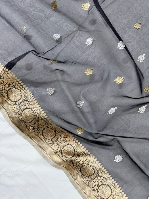 Black Pure Kora Banarasi Handloom Saree - Sona Roopa Motifs