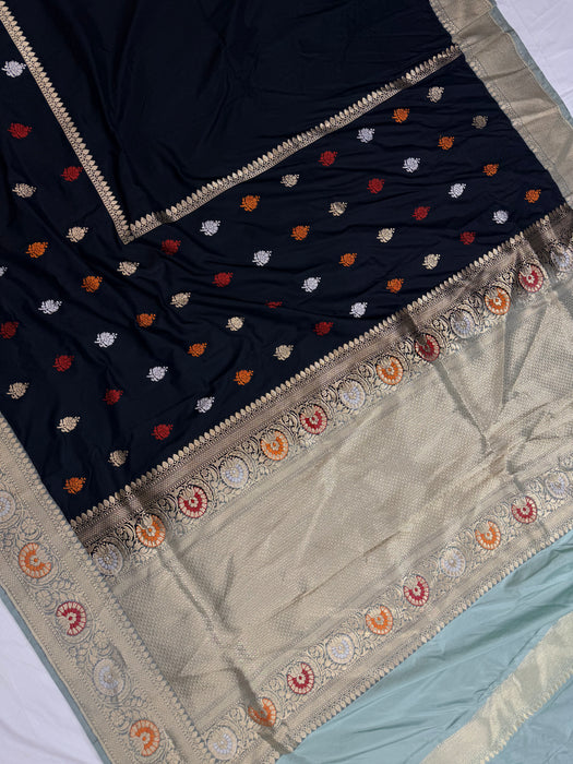Black Pure Katan Banarasi Handloom Saree - Kadhiyal Meenakari Motifs