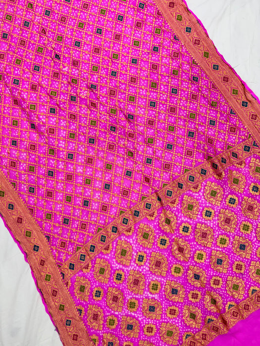 Handwoven Hot Pink Pure Georgette Bandhani Banarasi Saree - Meenakari Work
