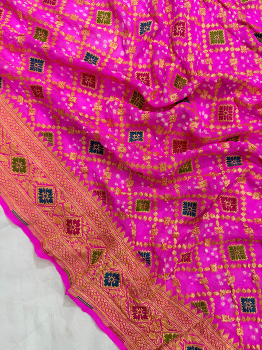 Handwoven Hot Pink Pure Georgette Bandhani Banarasi Saree - Meenakari Work