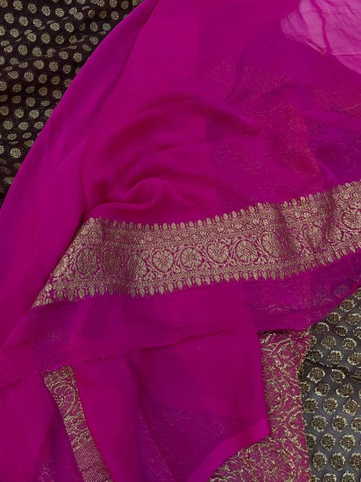 3D Khaddi Georgette Banarasi Handloom Saree - Antique Zari