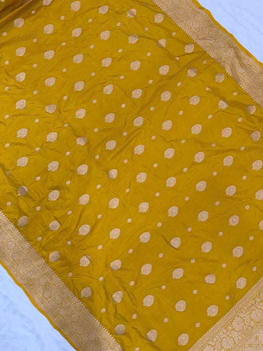 Yellow Pure Katan Silk Banarasi Handloom Saree - All over Motifs