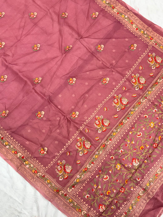 Onion Pink Pure Organza Banarasi Handloom Saree - Chikankari