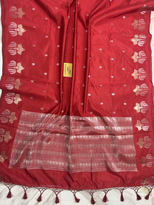 Red Pure Raw Mango Katan Banarasi Handloom Saree