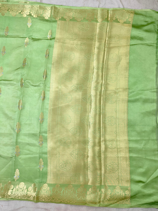 Green Pure Mango Katan Banarasi Handloom Saree