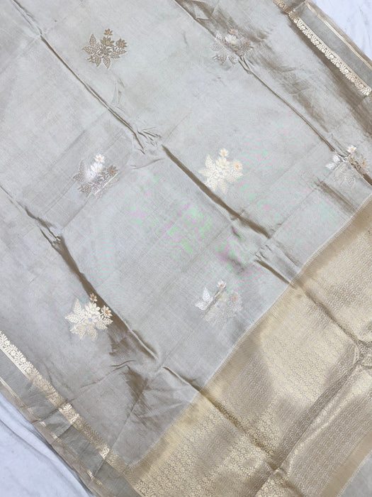 Dusty Cream Pure Mango Katan Banarasi Handloom Saree