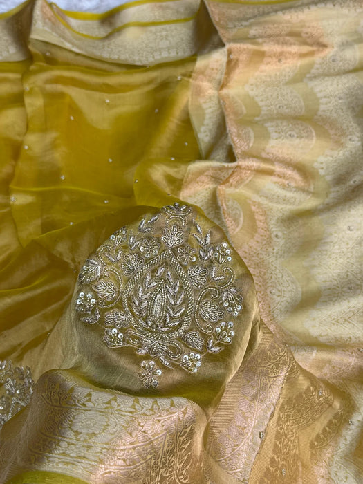 Gold Pure Banarasi Tissue Handloom Saree - Handwork