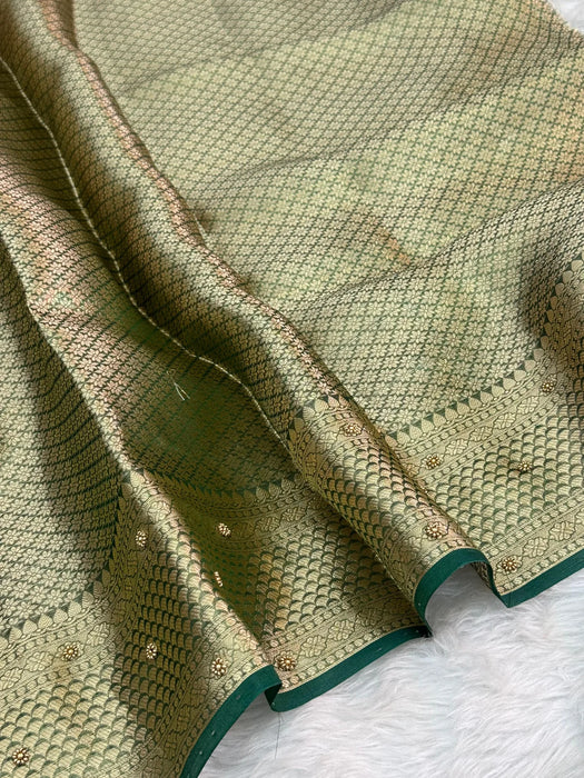 Emerald Green Pure Banarasi Tissue Handloom Saree - Handwork