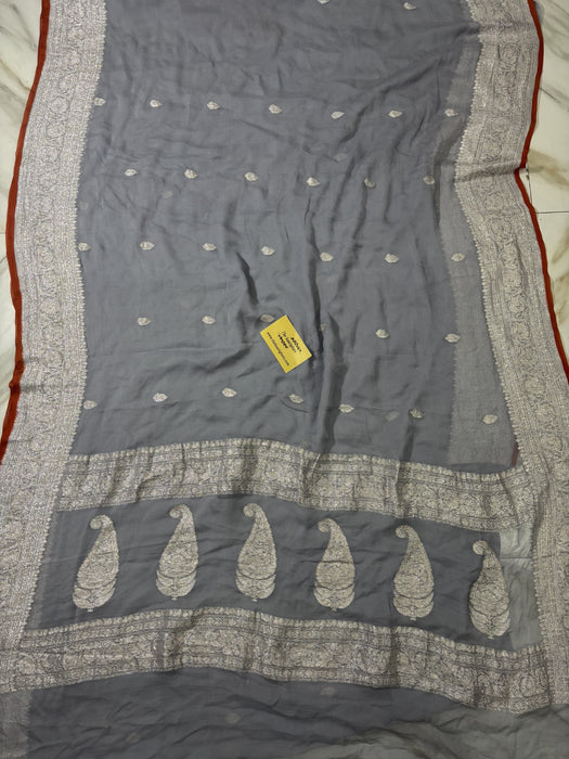 Gray Pure Kadhwa Chiffon  Banarasi Saree - Silver Zari