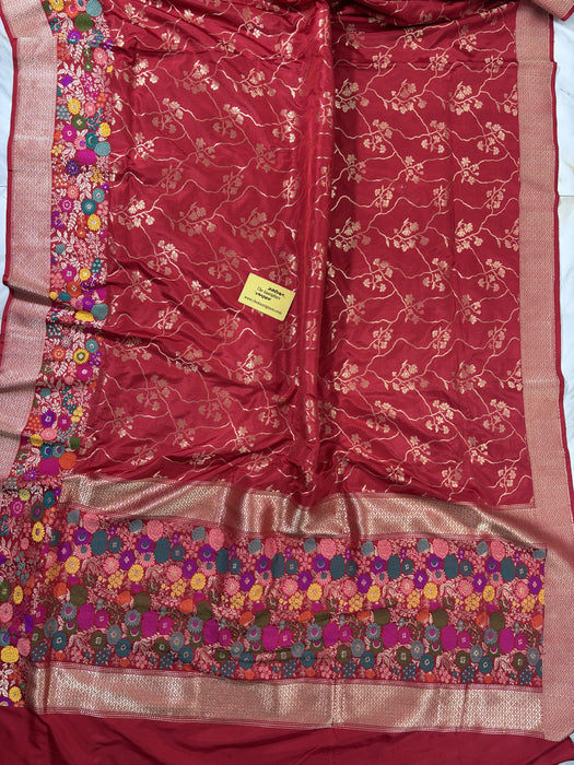 Ektara Red Pure Katan Silk Banarasi Handloom Saree - Kadhiyal Jangla