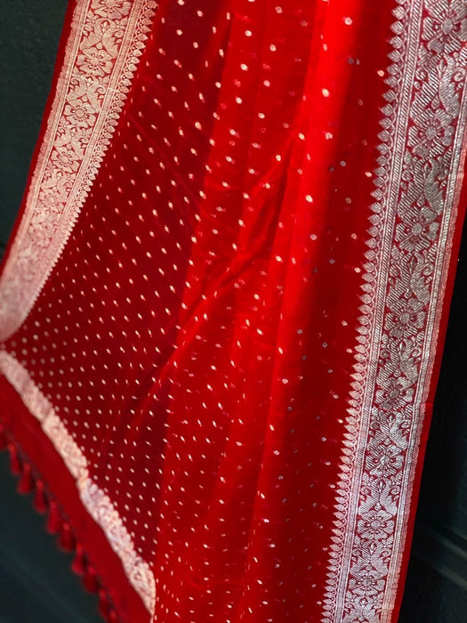 Red Pure Georgette Banarasi Handloom Dupatta - Silver Zari