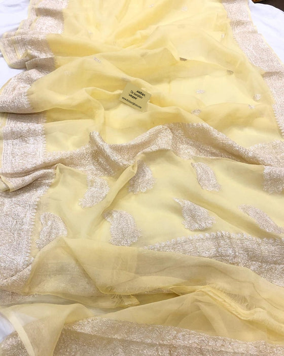 Cream Pure Kadhwa Chiffon Georgette Banarasi Saree