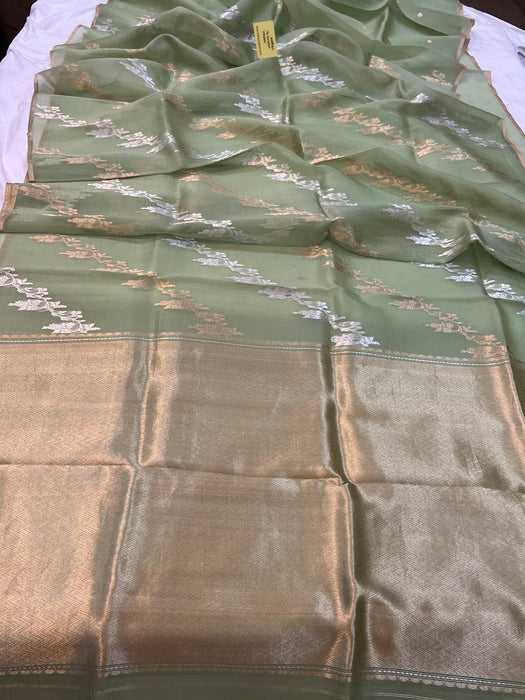 Pista Pure Kora Banarasi Handloom Saree
