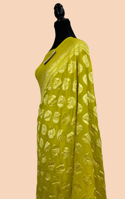 Pure Khaddi Georgette Banarasi Handloom Saree - Water Zari