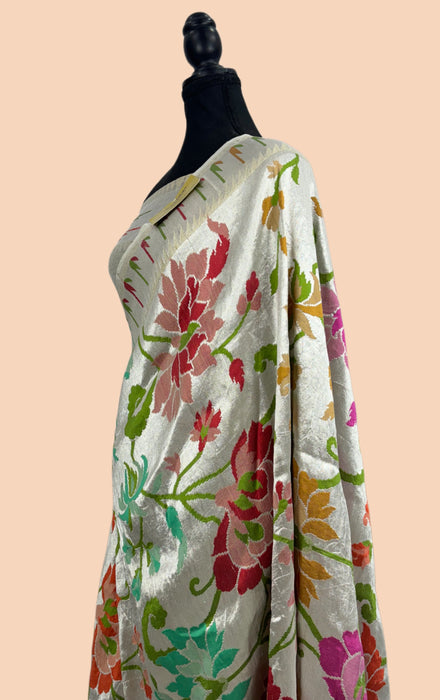 White Pure Tussar Georgette Banarasi Handloom Saree - Paithani