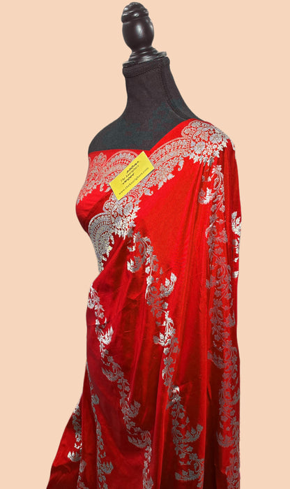 Italian Red Pure Katan Banarasi Handloom Saree - Kadiyal Jaal Work