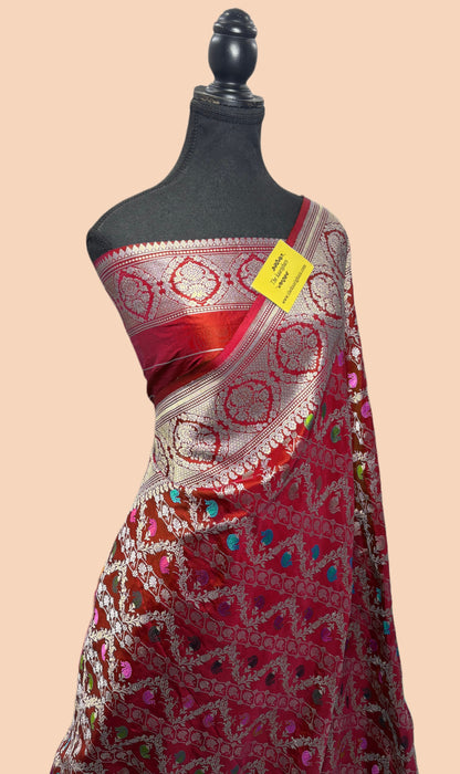 Ektara Pure Katan Silk Banarasi Handloom Saree - Kadiyal Jangla