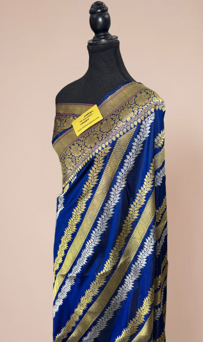Ektara Pure Katan Silk Banarasi Handloom Saree - Silver and Gold Kadhiyal Jangla with Tested Zari