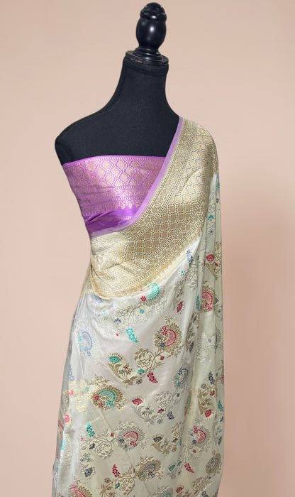 Ektara Pure Katan Silk Banarasi Handloom Saree - Silver and Gold Kadhiyal Jangla with Tested Zari