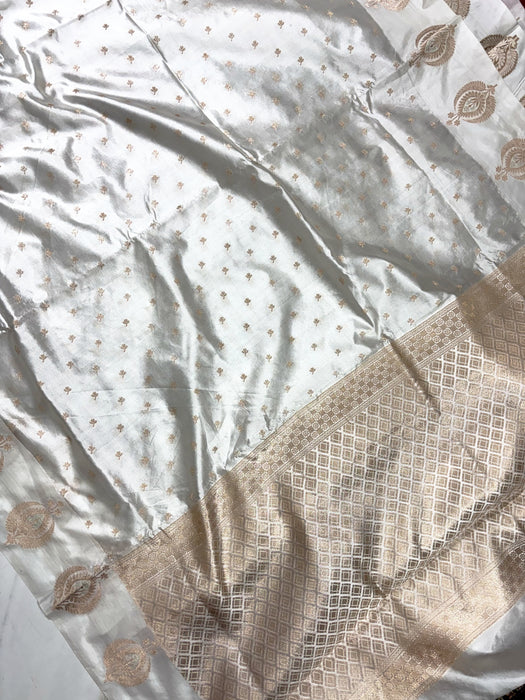 White Pure Raw Mango Katan Banarasi Handloom Saree