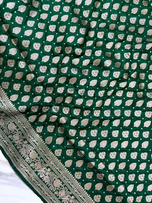 Green Pure Katan Banarasi Handloom Saree - Motifs