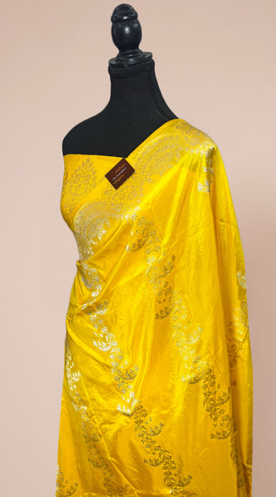 Yellow Pure Katan Banarasi Handloom Saree - Kadiyal Jaal Work