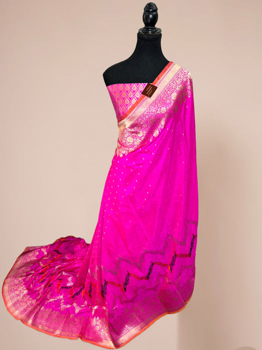 Dirty Pink Pure Katan Banarasi Handloom Saree - Kadiyal Jaal Work