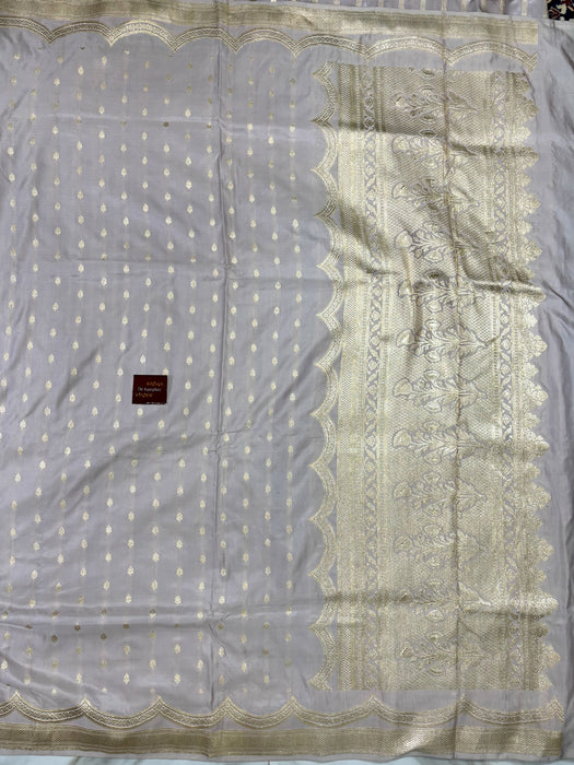 Offwhite Pure Satin Banarasi Handloom Saree