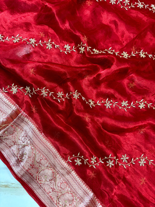 Red Pure Banarasi Tissue Handloom Saree - Handwork
