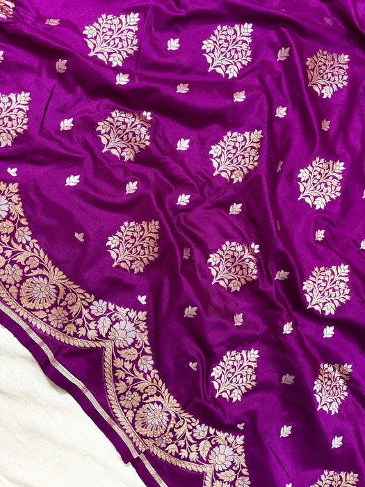 Magenta Pure Katan Banarasi Handloom Saree - Sona Roopa motifs